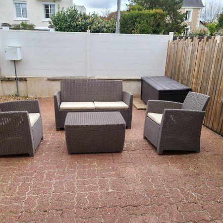 Logement Amboise Centre Avec Terrasse Privee Exterior foto